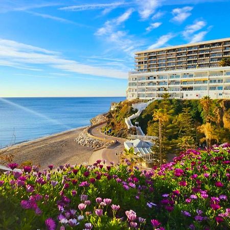 Santa Clara Modern & Exclusive Seafront Apartment Torremolinos Buitenkant foto