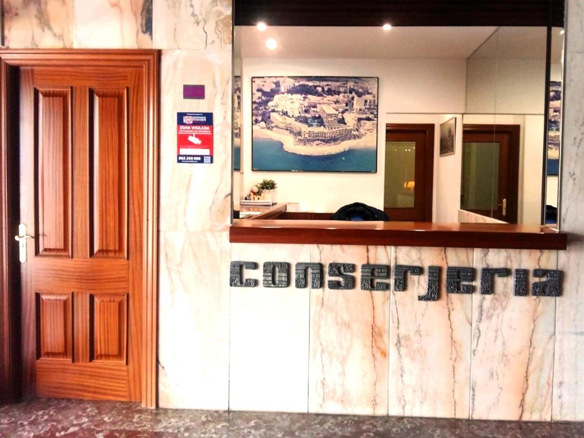 Santa Clara Modern & Exclusive Seafront Apartment Torremolinos Buitenkant foto