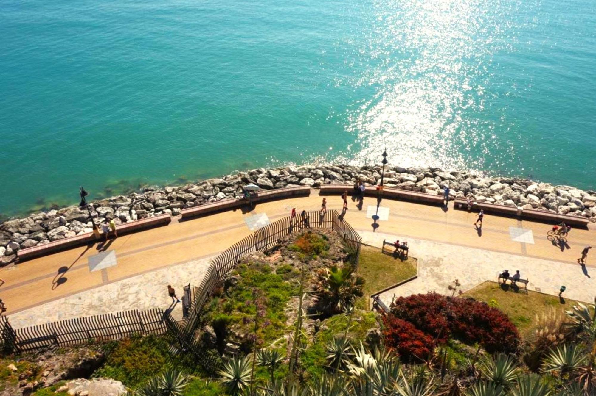 Santa Clara Modern & Exclusive Seafront Apartment Torremolinos Buitenkant foto